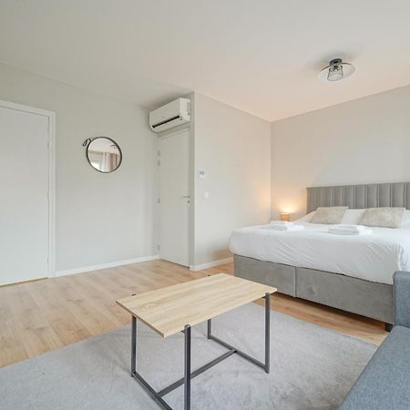 Отель Trianon Saint Ouen Экстерьер фото