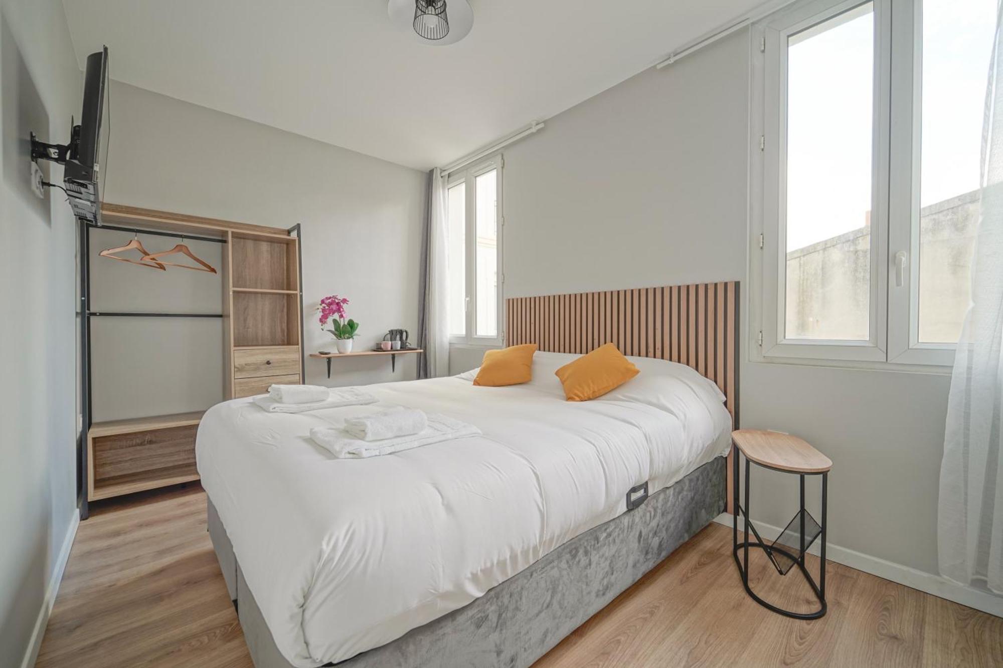Отель Trianon Saint Ouen Экстерьер фото